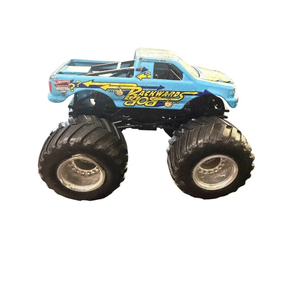Hot Wheels Monster Jam Backward Bob Truck 1:64 Blue Diecast Off-Road Toy